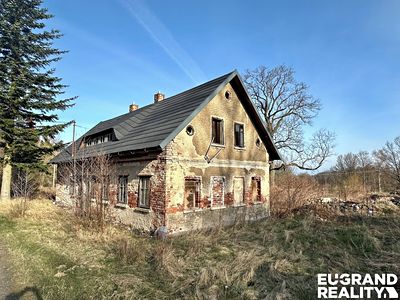 Prodej rodinného domu 173 m², pozemek 8675 m²