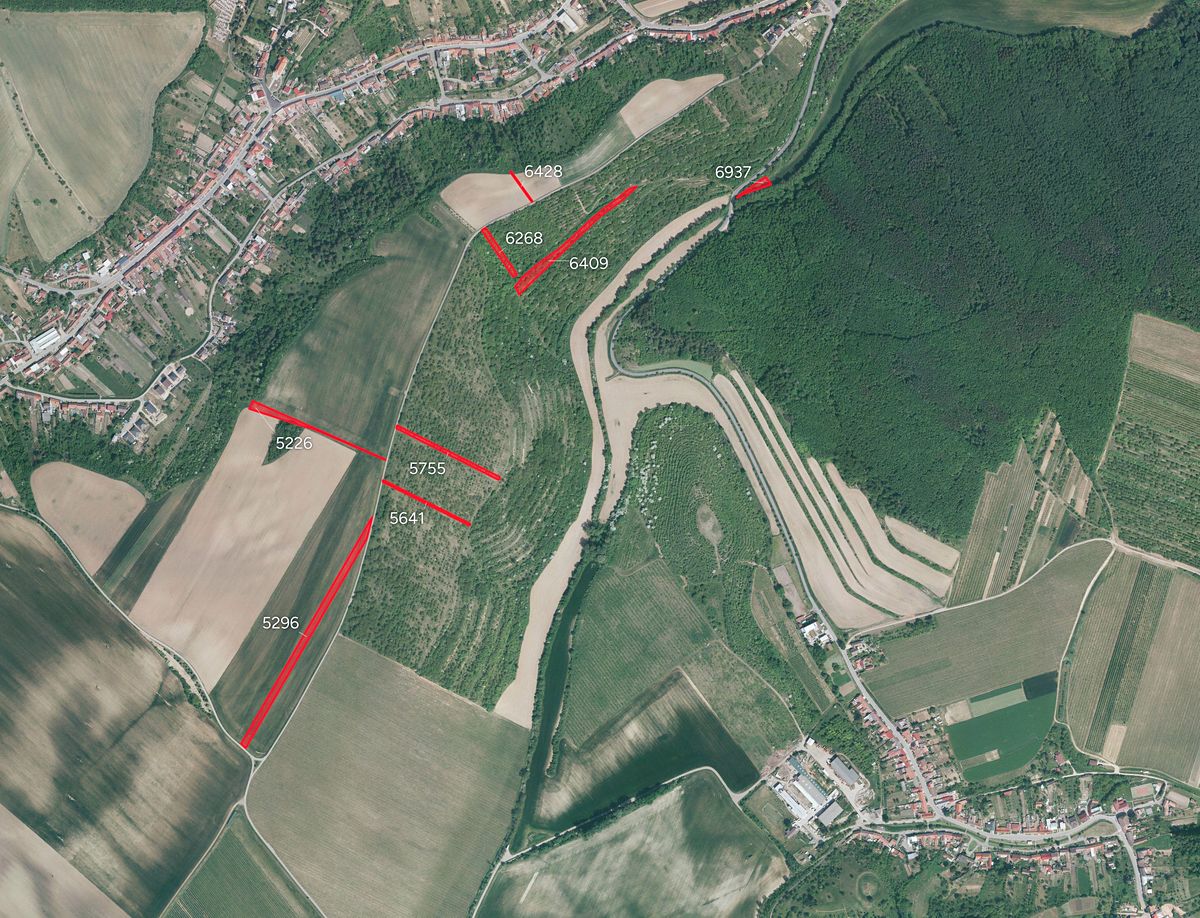 Prodej pole 19471 m²