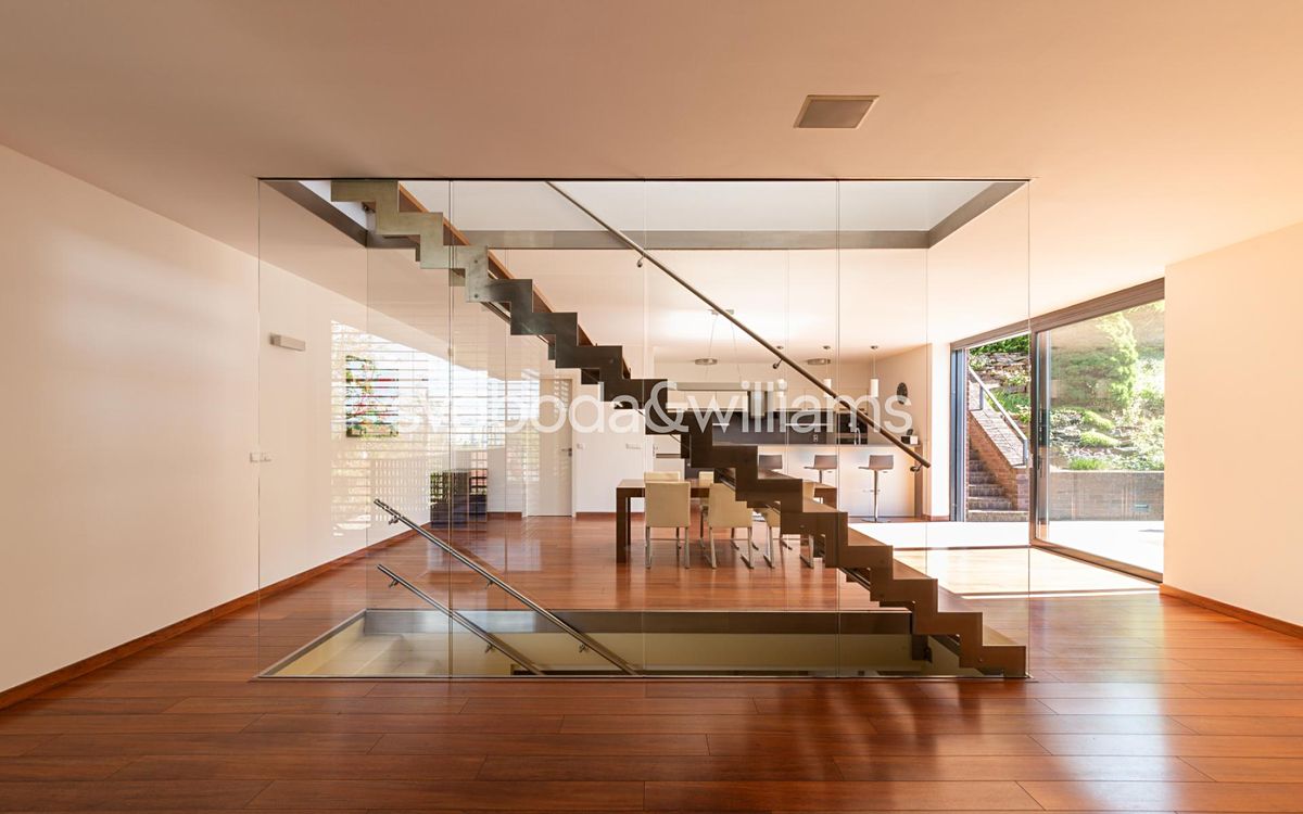 Prodej rodinného domu 230 m², pozemek 2058 m² – fotografie 4
