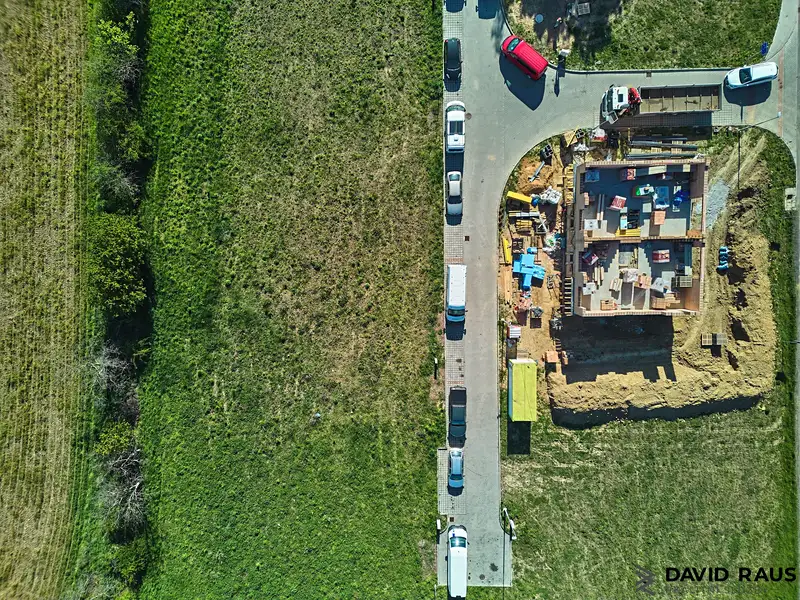 Prodej stavebního pozemku 617 m², Rajhrad – náhled fotky 2