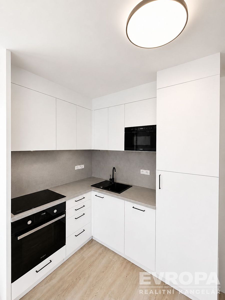 Pronájem bytu 2+kk 35 m² – fotografie 5