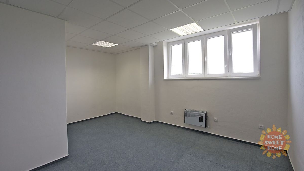 Pronájem kanceláře 21 m², Praha – fotka 1 z 3