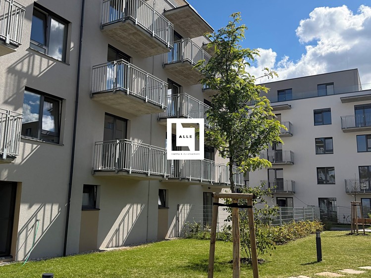 Квартира 1+kk на продаж, 32 м² (4 з 8)