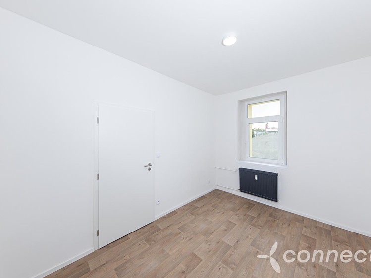 Pronájem bytu 3+kk, 39 m² (11 z 18)