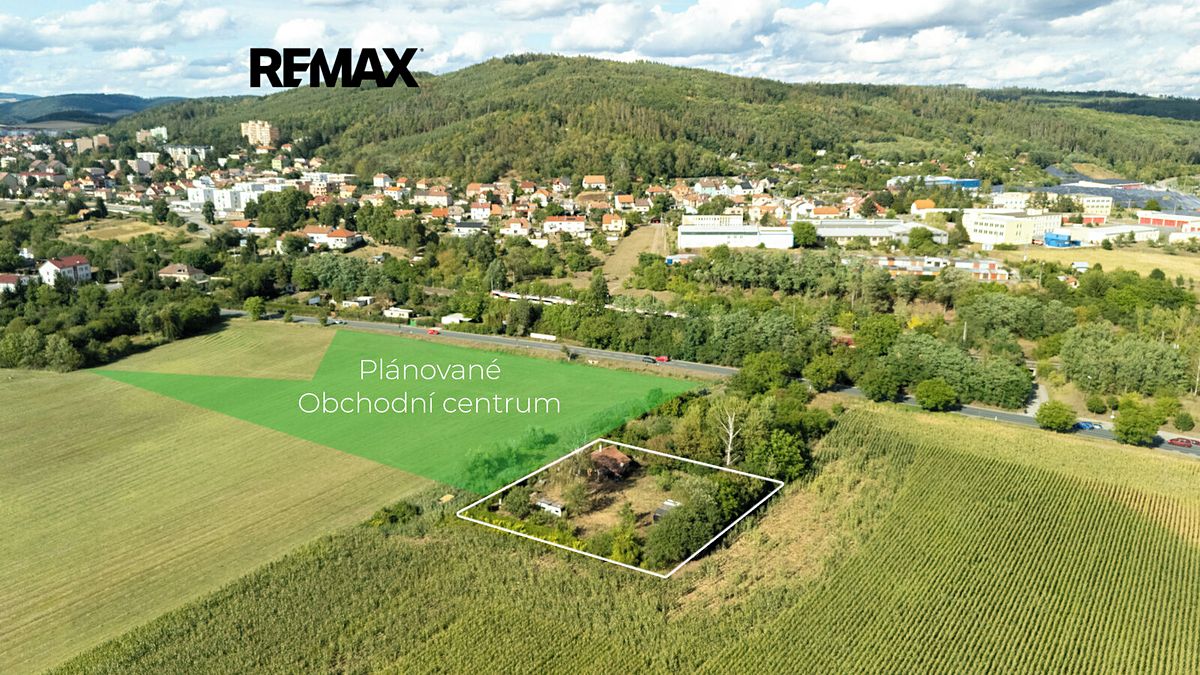 Prodej komerčního pozemku 1795 m² – fotografie 3