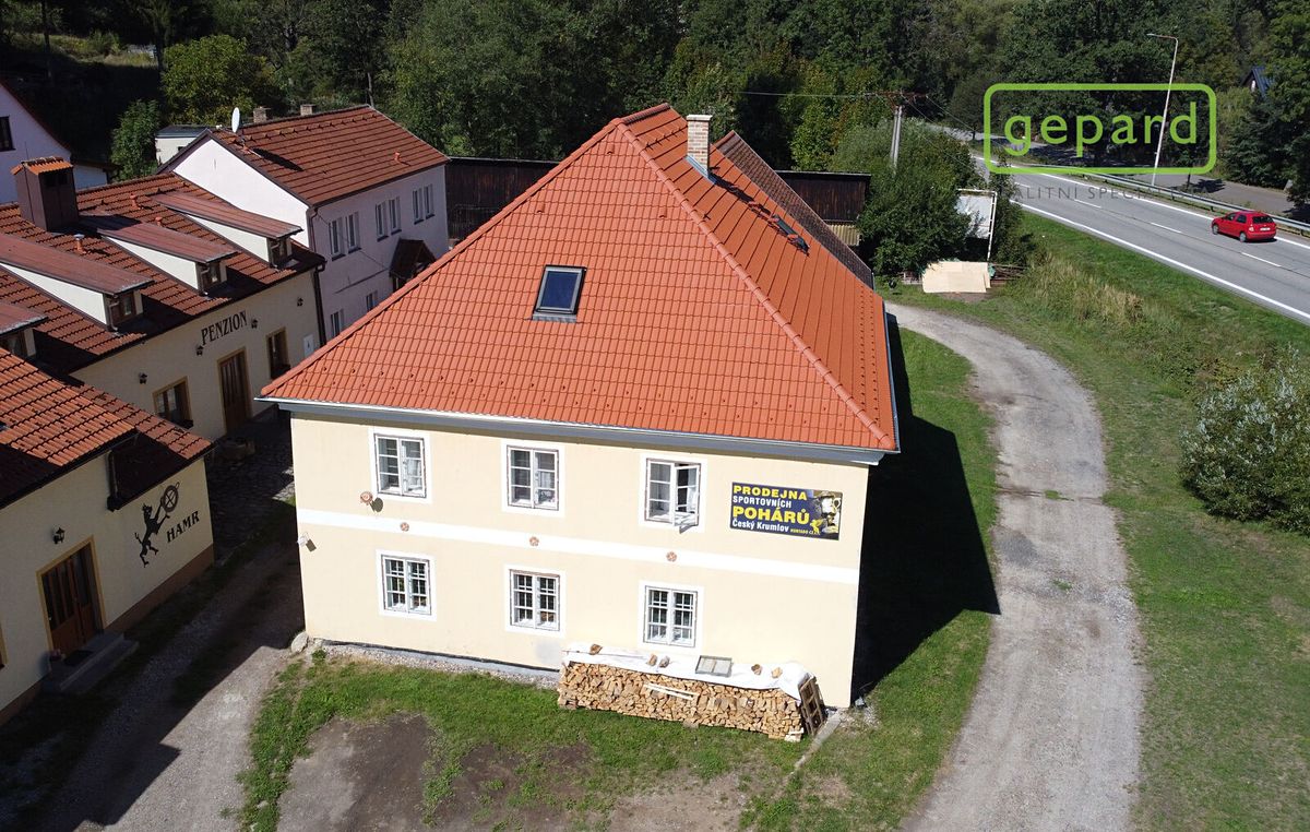 Prodej komerční nemovitosti 270 m² – fotografie 3