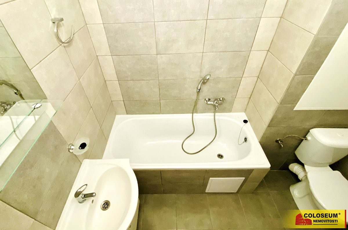 Pronájem bytu 2+1 54 m² – fotografie 2
