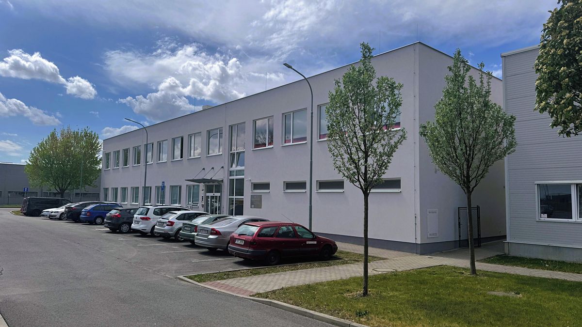 Pronájem výrobní haly, prostoru 500 m² – fotografie 3
