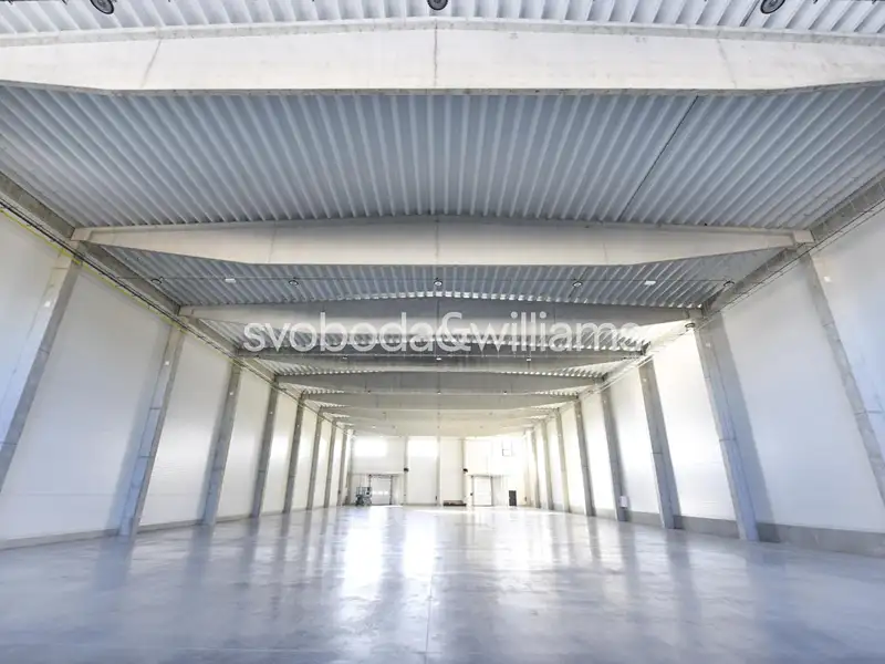 Pronájem skladového prostoru 1464 m², Rousínov – náhled fotky 3