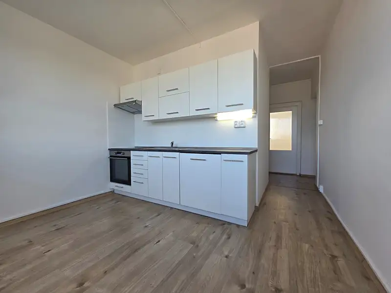 Pronájem bytu 3+1 80 m², Na Pomezí, Opava