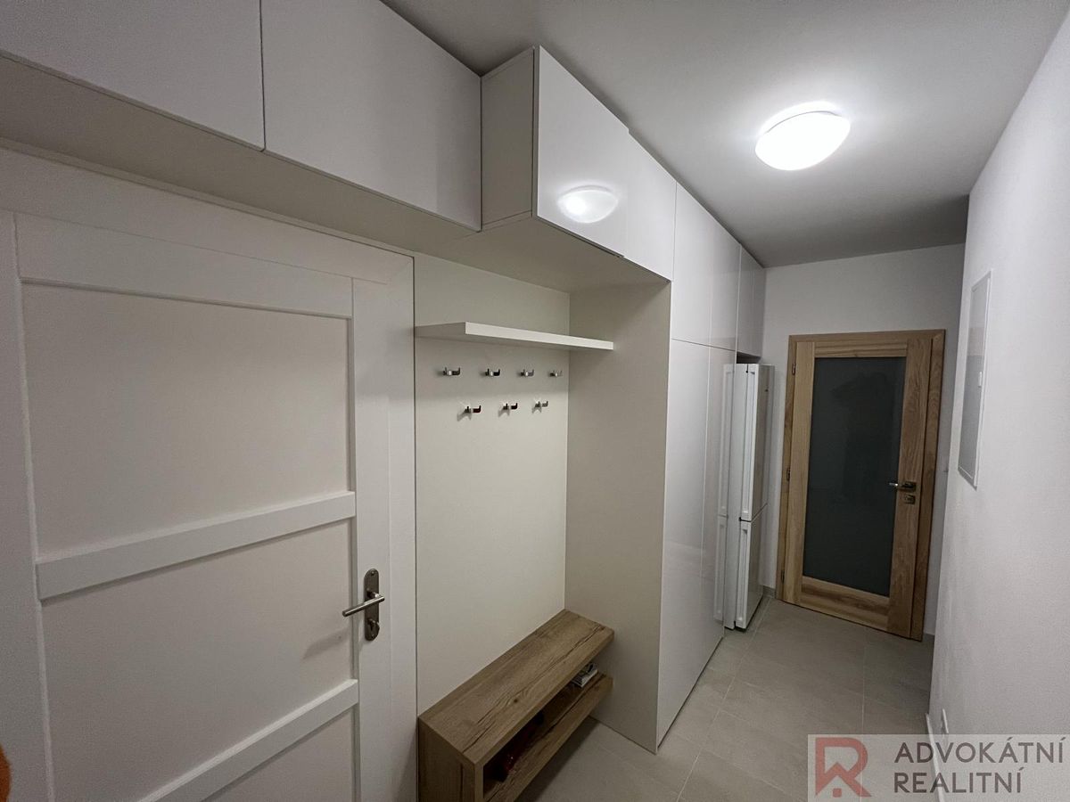 Pronájem bytu 1+1 36 m² – fotografie 5