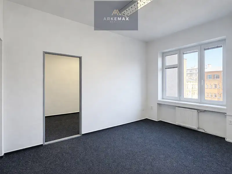 Pronájem kanceláře 11 m², Ostrava – náhled fotky 3