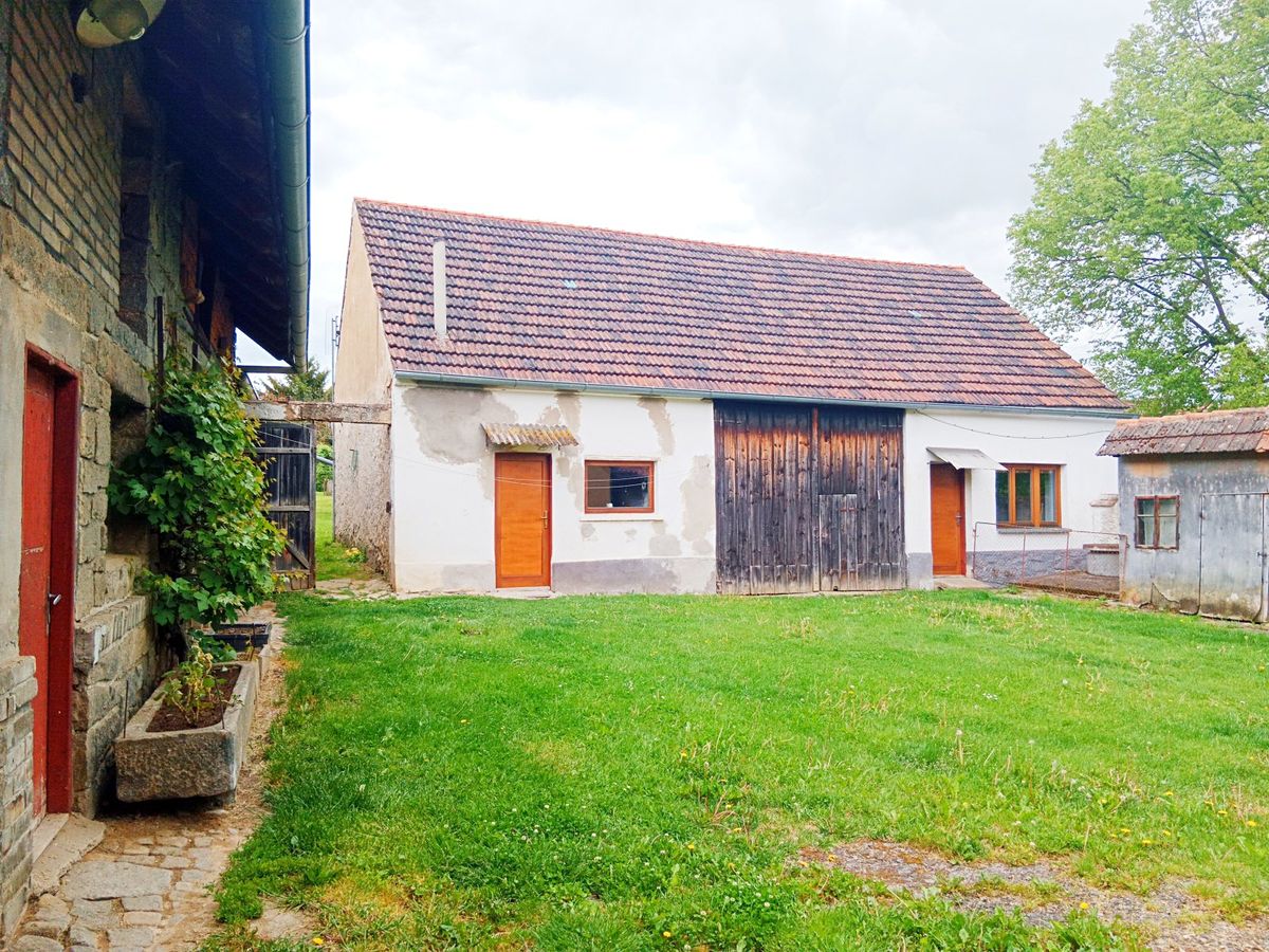 Prodej rodinného domu 80 m², pozemek 2320 m² – fotografie 5