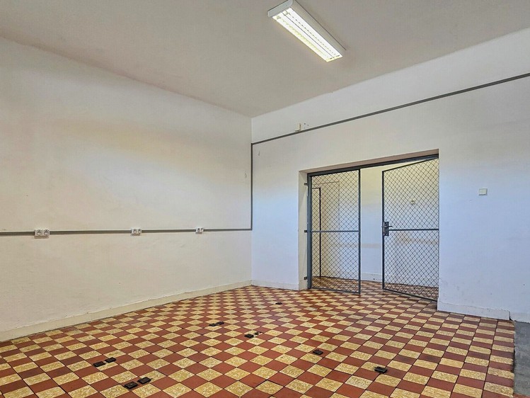 Pronájem komerčního prostoru, 280 m² (5 z 23)
