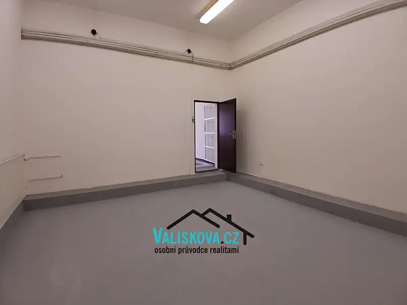 Pronájem výrobní haly, prostoru 80 m², Kroměříž – náhled fotky 3