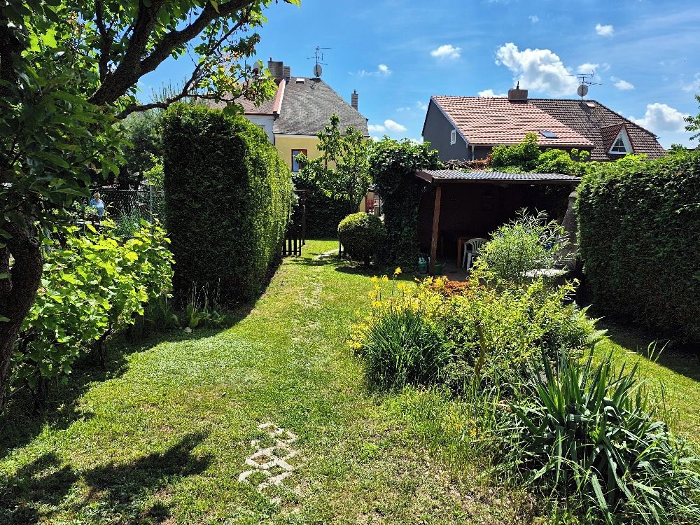 Prodej rodinného domu 130 m², pozemek 438 m² – fotografie 3