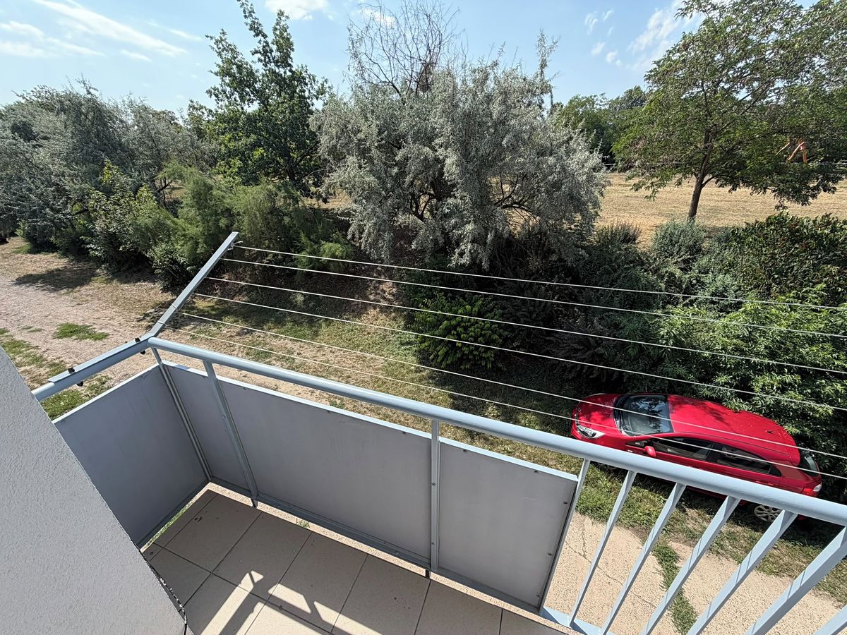 Pronájem bytu 1+kk 38 m² – fotografie 4