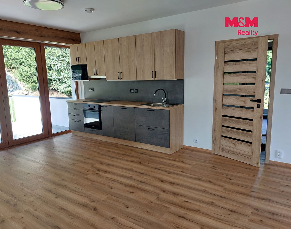 Pronájem bytu 3+kk 74 m² – fotografie 2