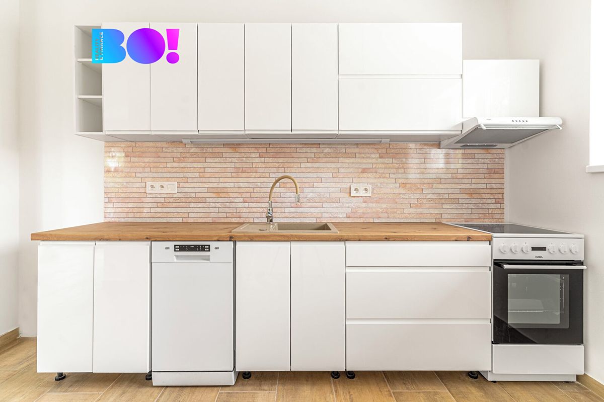 Pronájem rodinného domu 102 m², pozemek 425 m² – fotografie 2