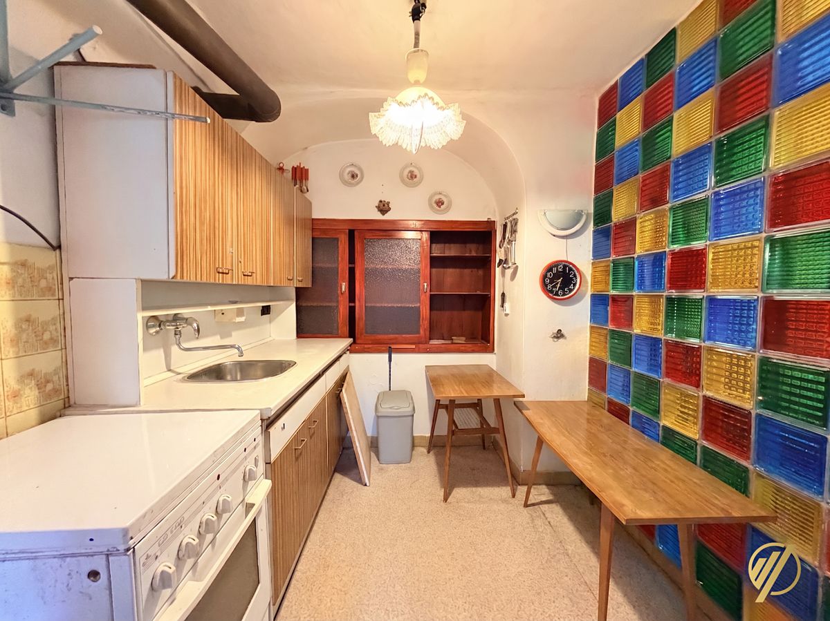 Prodej rodinného domu 290 m², pozemek 3795 m² – fotografie 3