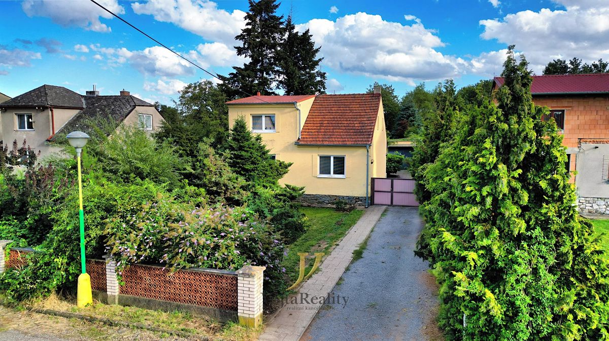 Prodej rodinného domu 160 m², pozemek 1494 m²