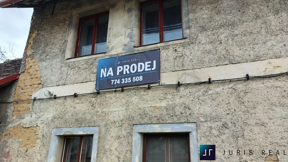Prodej rodinného domu 140 m², pozemek 1626 m² – fotografie 2