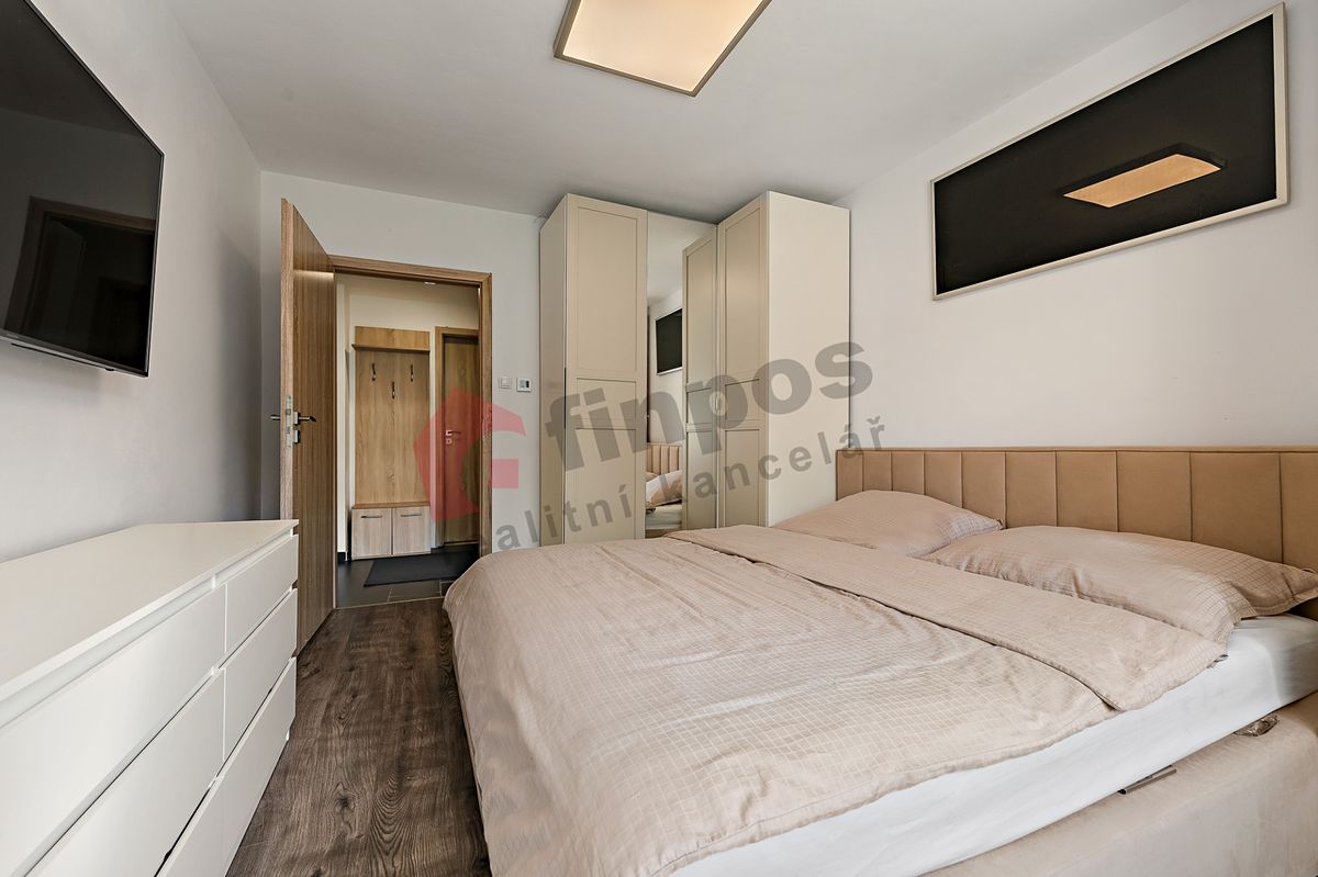 Pronájem bytu 2+1 50 m² – fotografie 2