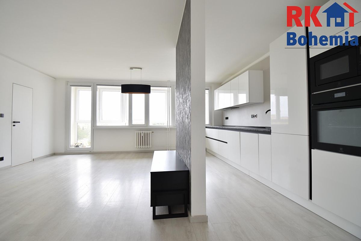 Pronájem bytu 4+kk 90 m² – fotografie 3