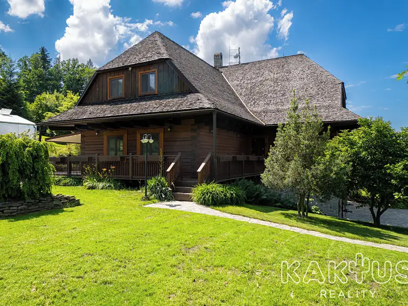 Prodej rodinného domu 462 m², pozemek 30521 m², Bordovice – náhled fotky 1