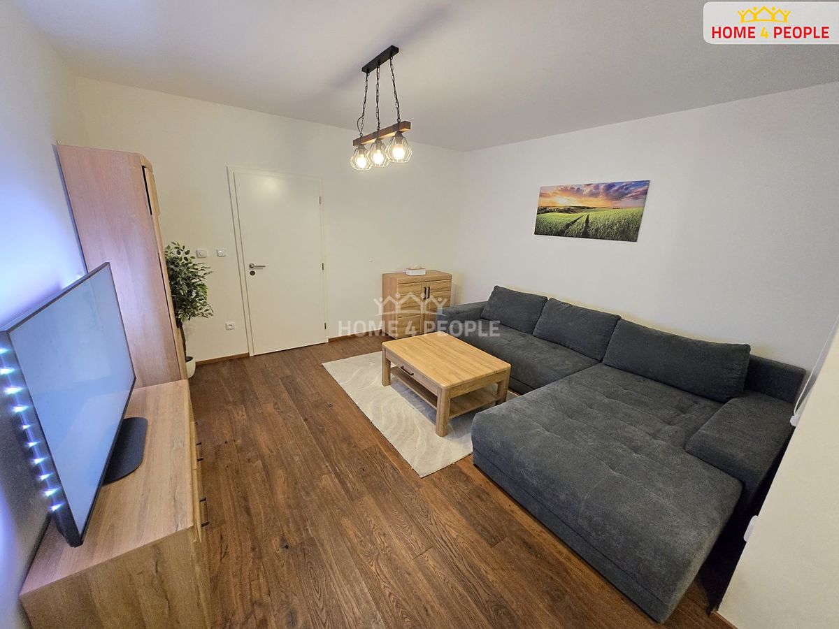 Pronájem bytu 3+1 80 m² – fotografie 4