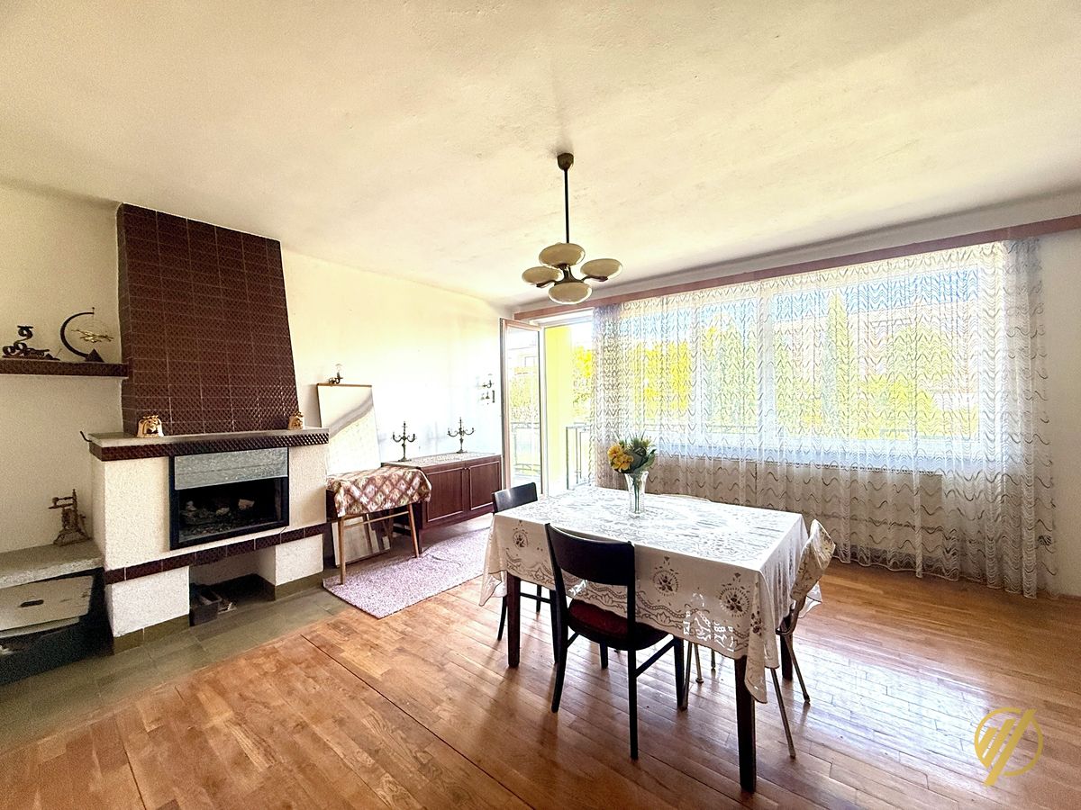 Prodej rodinného domu 207 m², pozemek 338 m² – fotografie 2