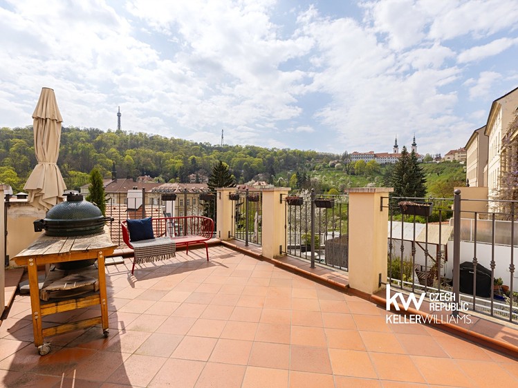 Prodej komerčního prostoru, 204 m² (4 z 38)