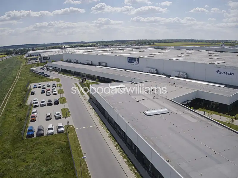 Pronájem skladového prostoru 2923 m², Mladá Boleslav – náhled fotky 1