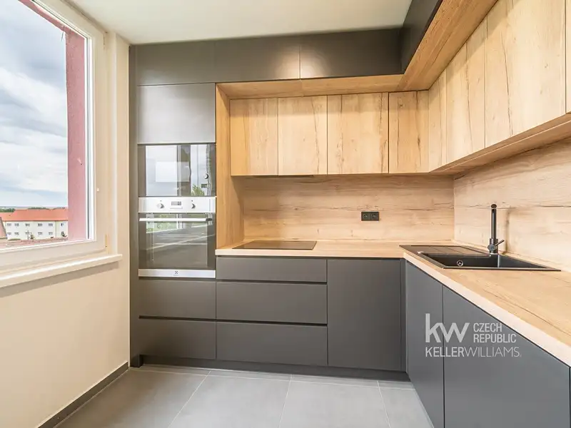 Prodej bytu 2+1 62 m², Postoloprty – náhled fotky 1