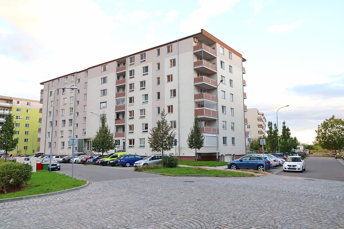 Pronájem bytu 3+kk 80 m²