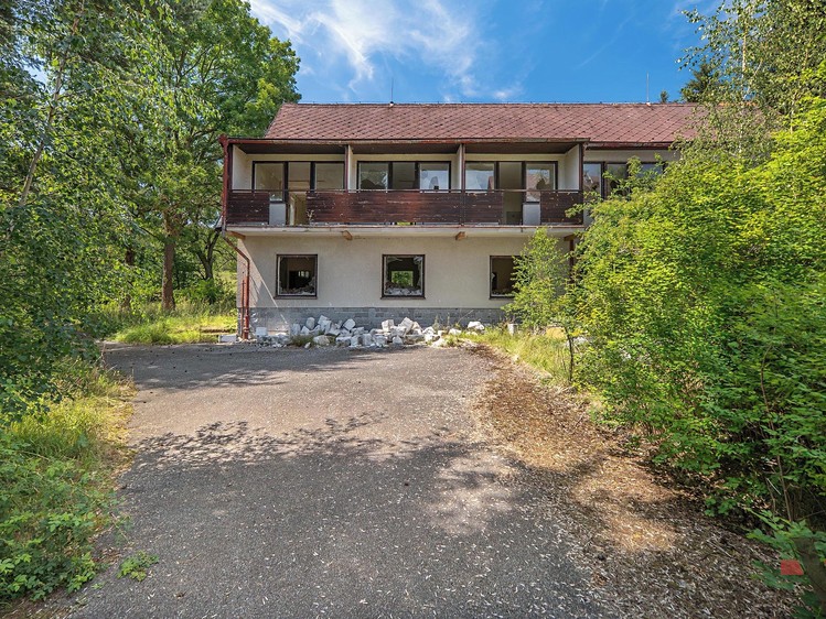 Prodej komerčního prostoru, 2 443 m² (19 z 34)