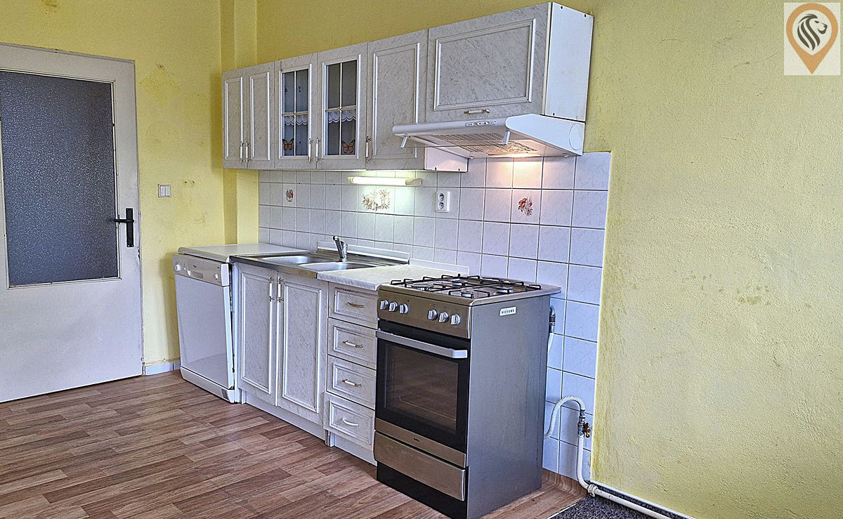 Prodej rodinného domu 150 m², pozemek 244 m² – fotografie 3