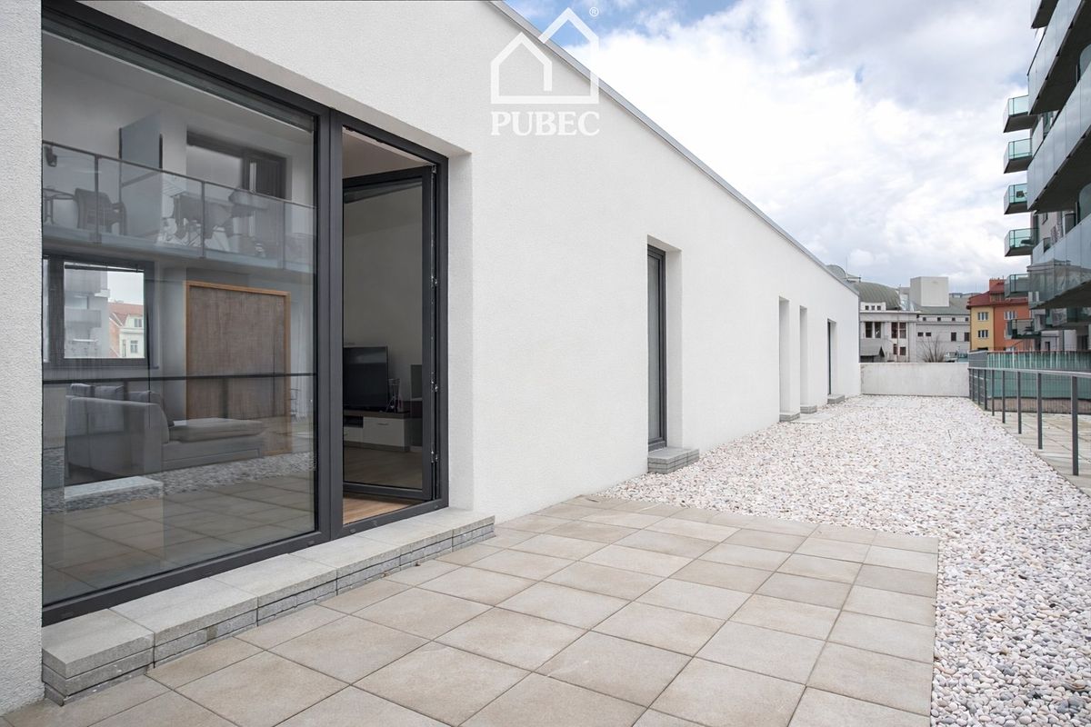 Pronájem bytu 2+kk 60 m²
