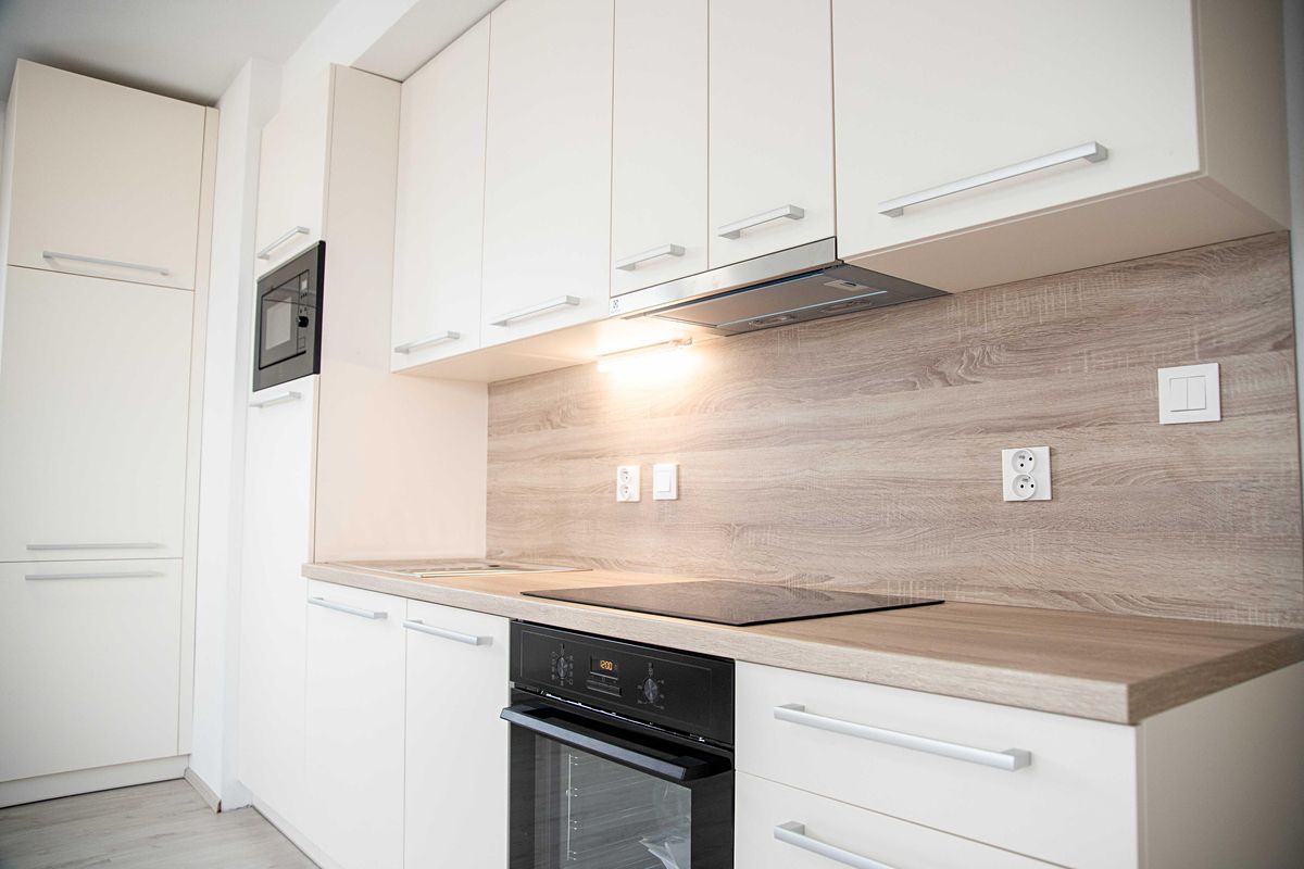 Pronájem bytu 1+kk 34 m² – fotografie 2