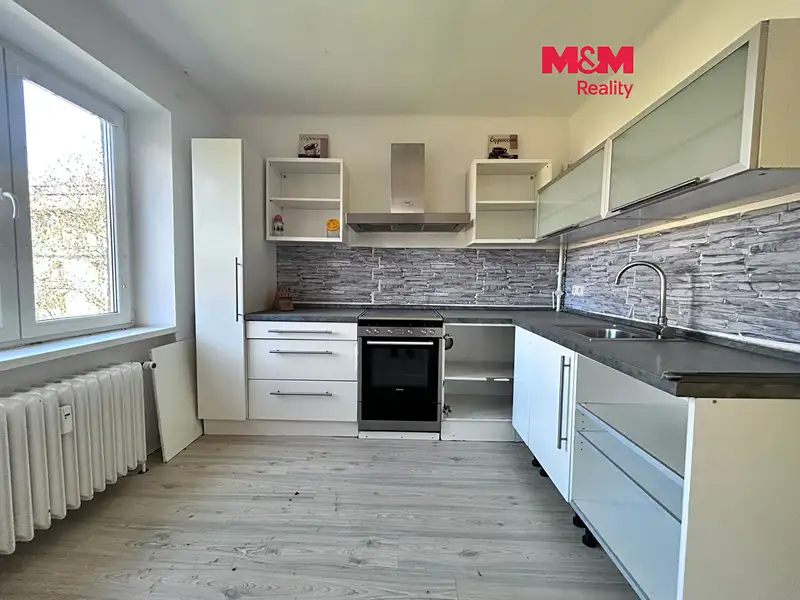 Pronájem bytu 2+1 61 m², Most – náhled fotky 1