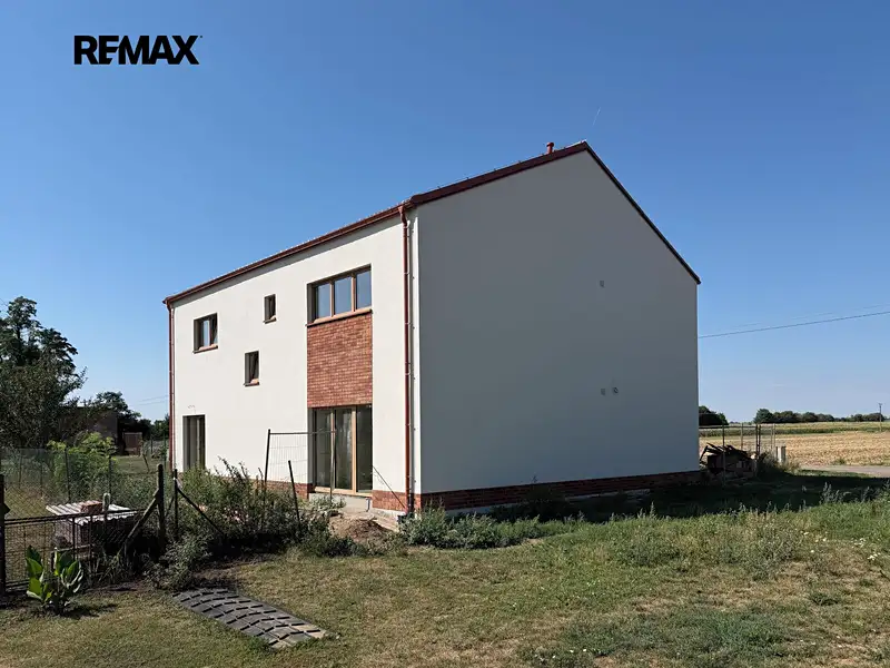 Prodej bytu 2+kk 50 m², Cvrčovice – náhled fotky 1