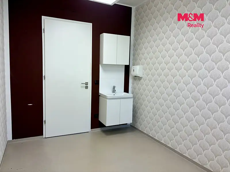 Pronájem obchodního prostoru 10 m², Pardubice – náhled fotky 2