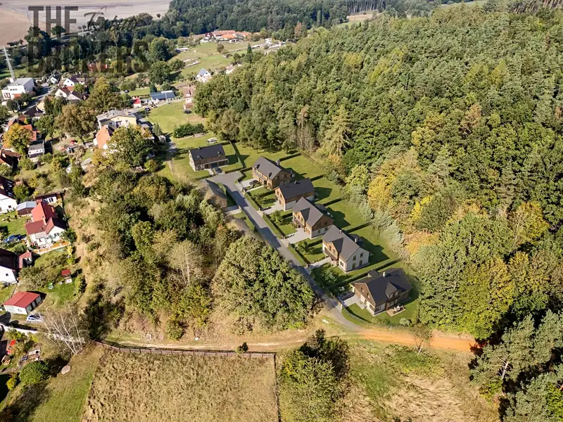 Prodej stavebního pozemku 800 m², Bezdědovice – náhled fotky 2
