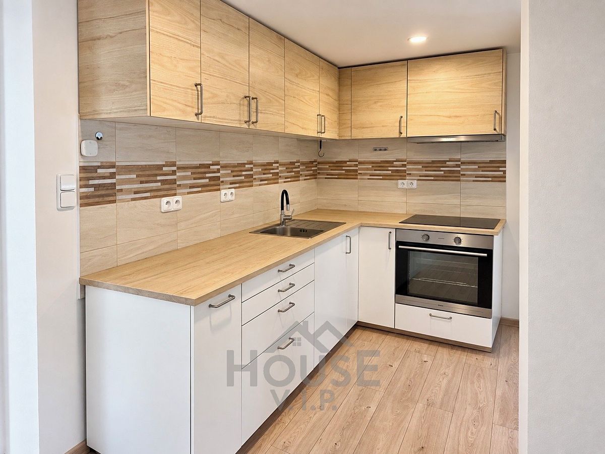 Prodej rodinného domu 95 m², pozemek 421 m² – fotografie 4