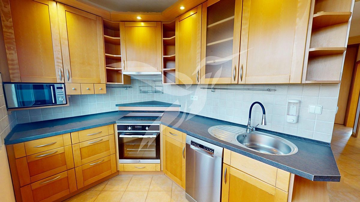 Pronájem bytu 4+1 92 m²
