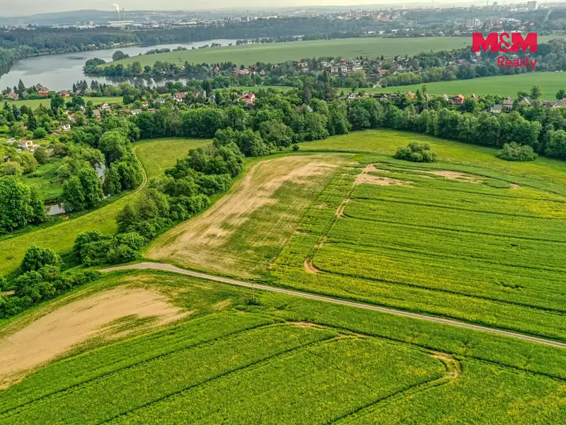 Prodej pole 14021 m², Plzeň – náhled fotky 2
