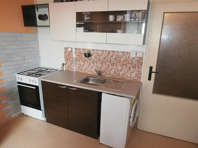 Prodej bytu 1+1 36 m², Jirkov – náhled fotky 2