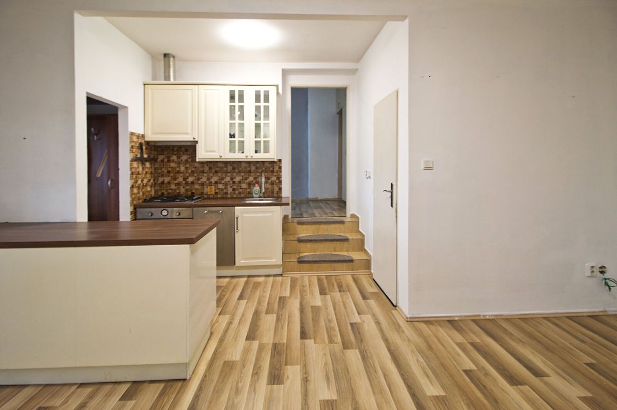 Pronájem bytu 2+kk 42 m²