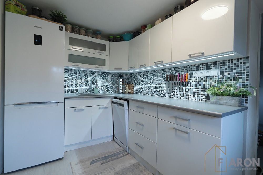 Prodej rodinného domu 42 m², pozemek 297 m² – fotografie 3