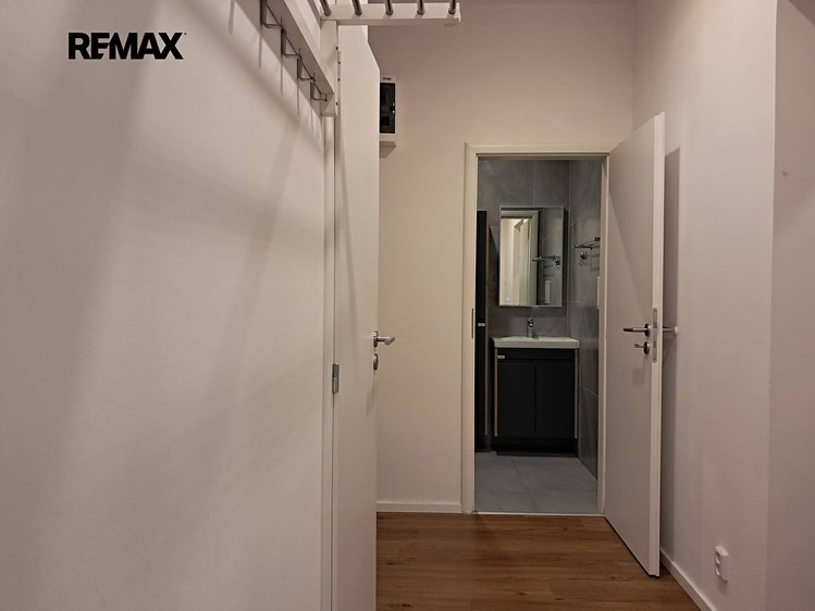 Prodej bytu 3+kk, 60 m² (15 z 33)